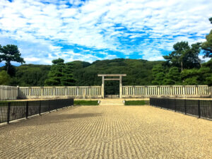 大阪に来たら古墳観光はどうですか？日本を代表する仁徳天皇陵などたくさんの古墳が！
